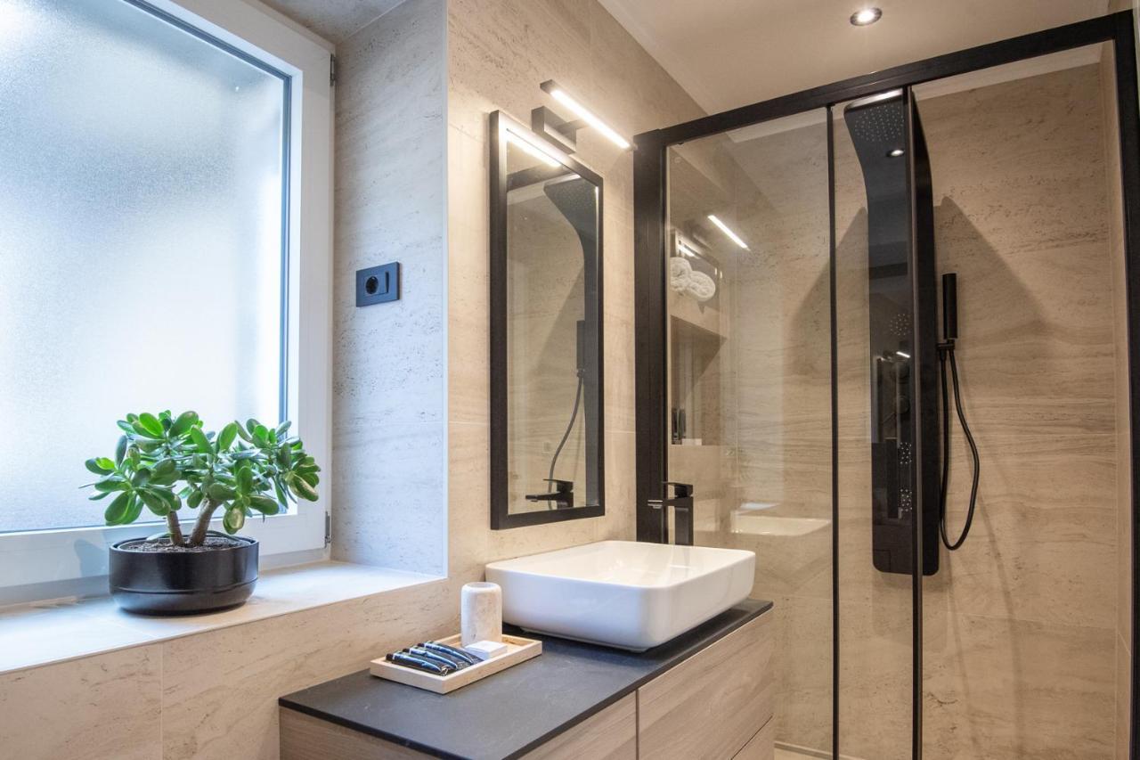 One&Only Luxury Apartment 扎达尔 外观 照片