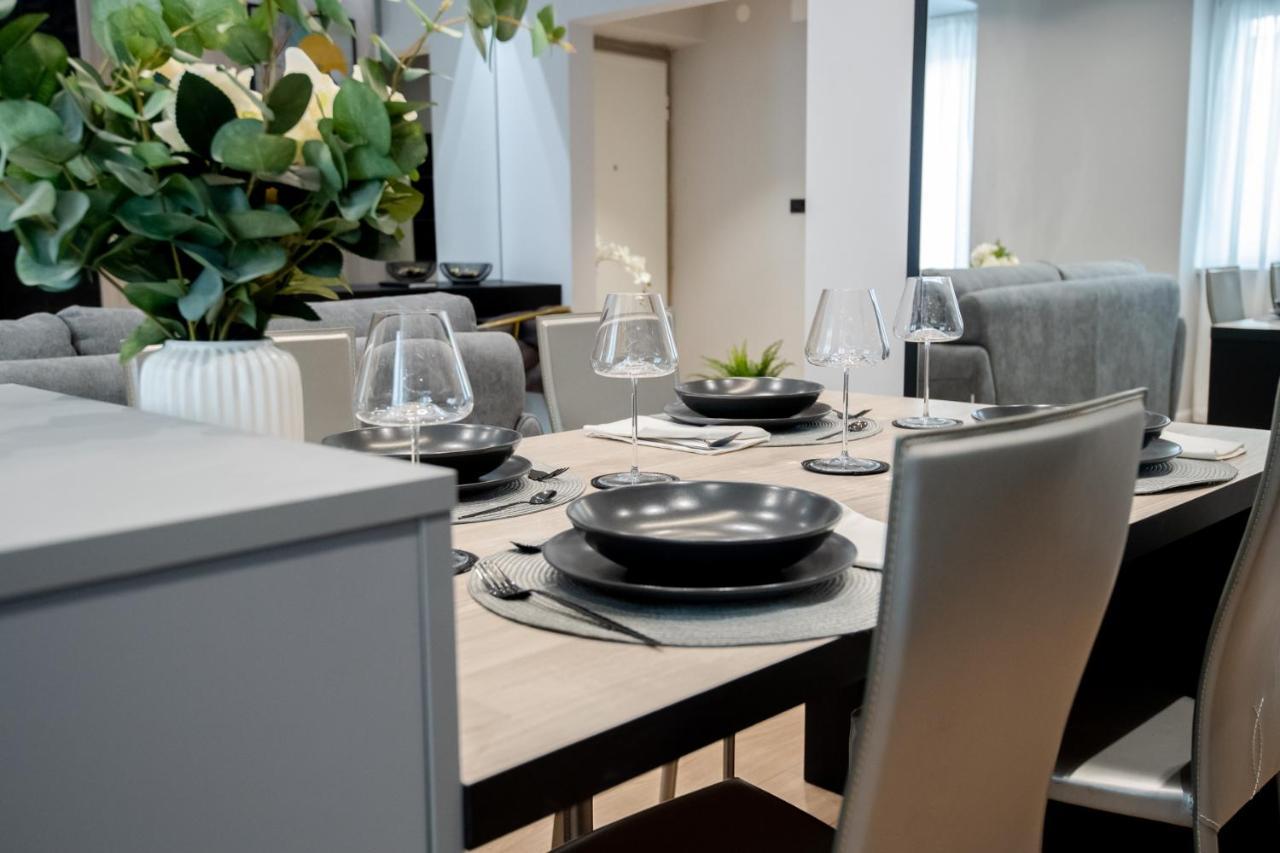 One&Only Luxury Apartment 扎达尔 外观 照片