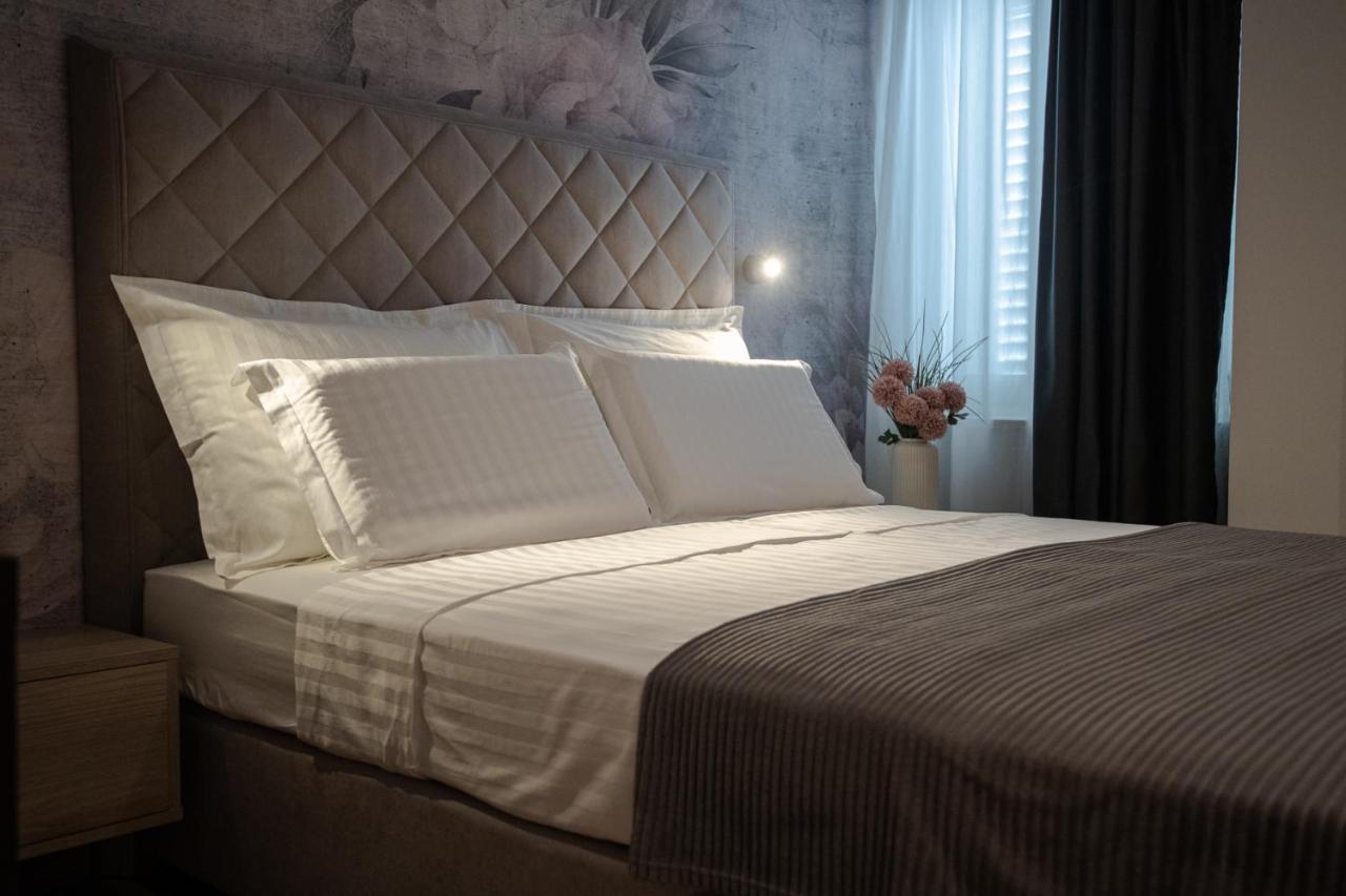 One&Only Luxury Apartment 扎达尔 外观 照片