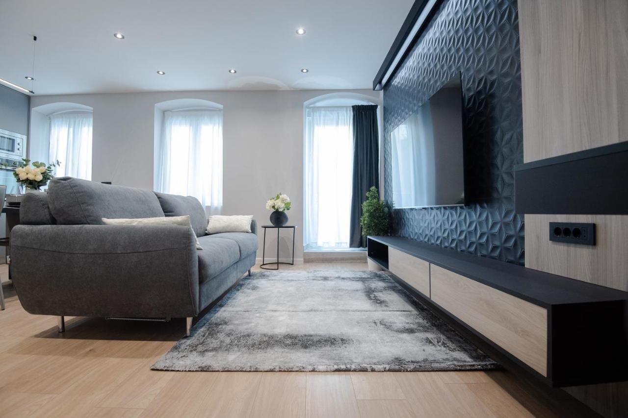 One&Only Luxury Apartment 扎达尔 外观 照片