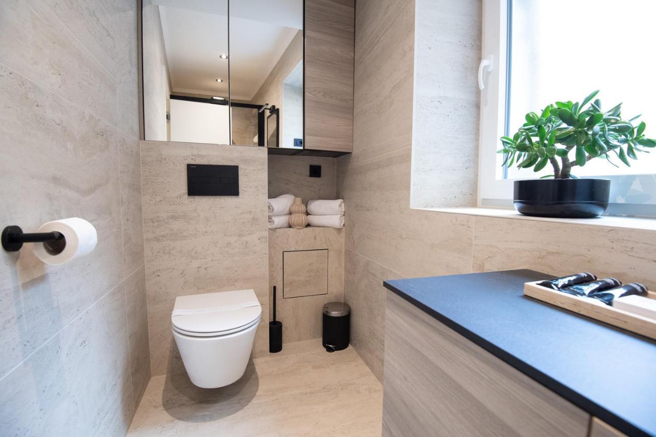 One&Only Luxury Apartment 扎达尔 外观 照片